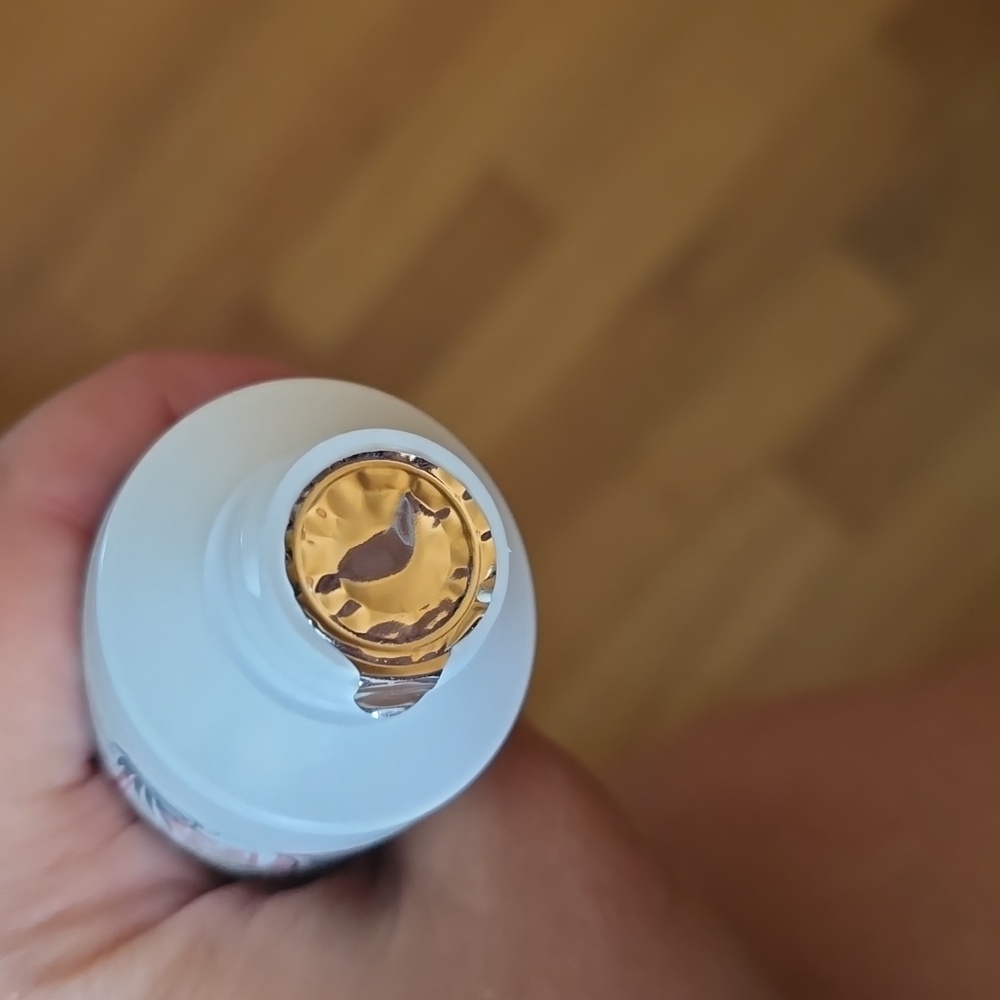 Scentsy Pink Coconut hand cream brand new - Picture 3 of 3